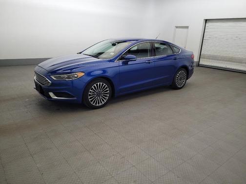 Blue 2018 Ford Fusion SE