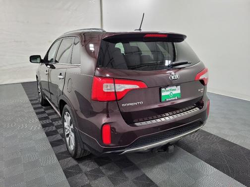 Dark Cherry 2014 Kia Sorento SX