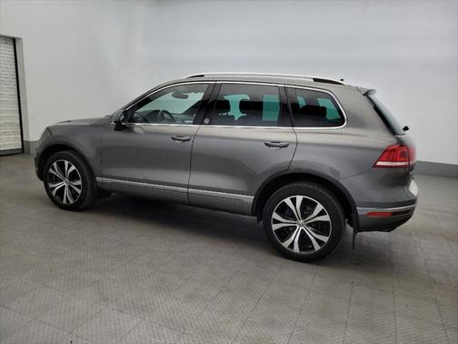 2017 Volkswagen Touareg V6 Wolfsburg Edition