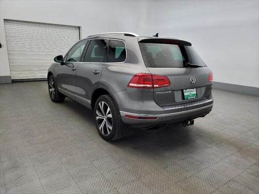2017 Volkswagen Touareg V6 Wolfsburg Edition