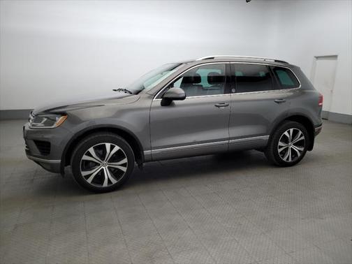 2017 Volkswagen Touareg V6 Wolfsburg Edition