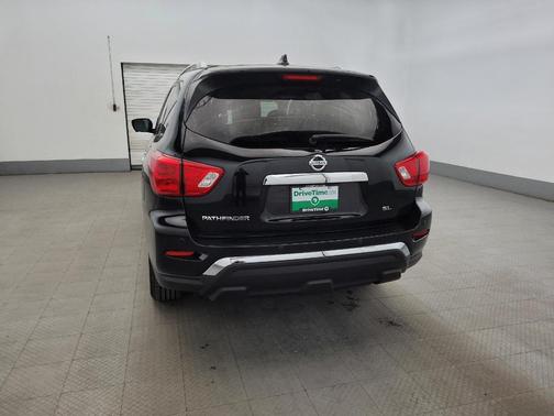 Magnetic Black Pearl 2020 Nissan Pathfinder SL 2WD