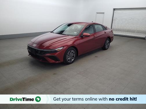 Ultimate Red 2024 Hyundai ELANTRA SEL