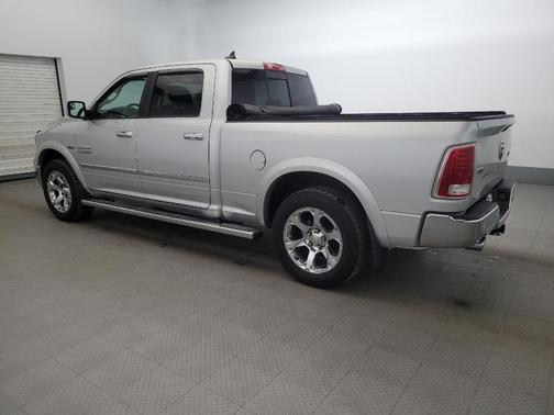 Bright Silver Metallic Clearcoat 2016 RAM 1500 Laramie