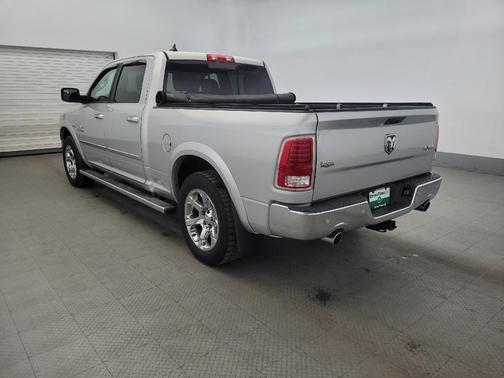 Bright Silver Metallic Clearcoat 2016 RAM 1500 Laramie