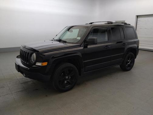 Black Clearcoat 2017 Jeep Patriot High Altitude