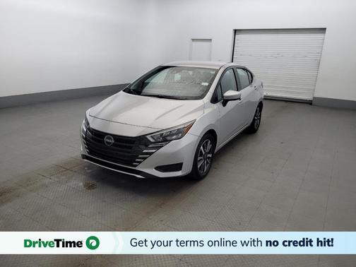 Silver 2025 Nissan Versa 1.6 SV