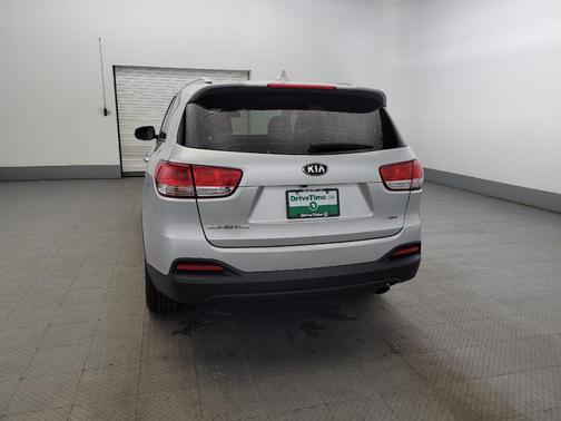2018 Kia Sorento LX