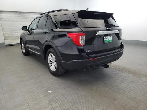 Black 2022 Ford Explorer XLT