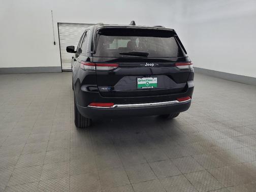 Diamond Black Crystal Pearlcoat 2024 Jeep Grand Cherokee 4xe Base