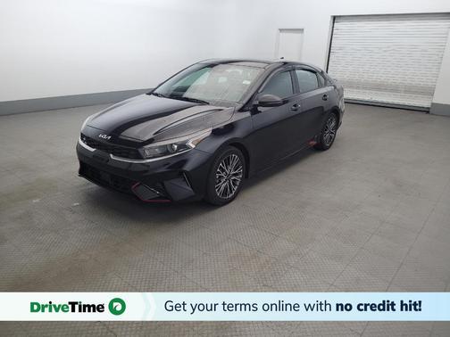 Aurora Black 2022 Kia Forte GT-Line