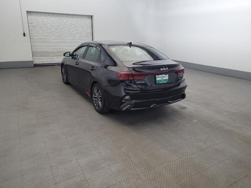 Aurora Black 2022 Kia Forte GT-Line