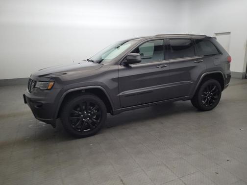 2021 Jeep Grand Cherokee Laredo