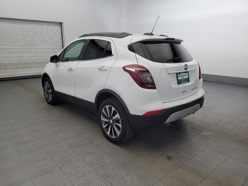 Summit White 2022 Buick Encore Preferred