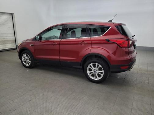 Ruby Red Metallic Tinted Clearcoat 2019 Ford Escape SE