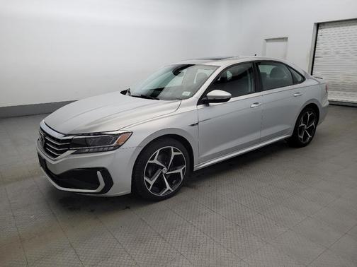 2020 Volkswagen Passat 2.0T R-Line
