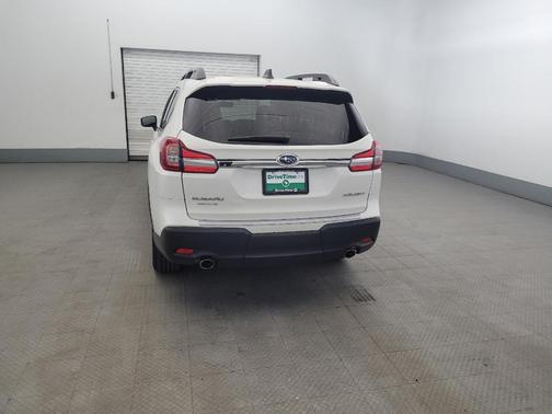 Crystal White Pearl 2020 Subaru Ascent Premium 8-Passenger