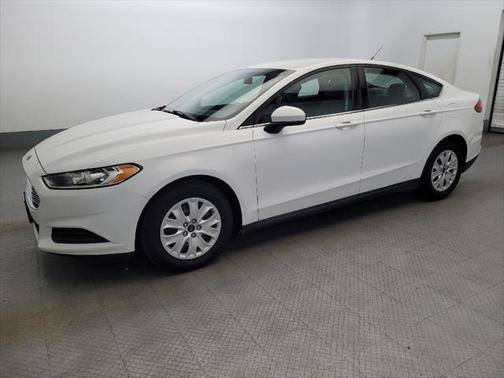 2014 Ford Fusion S