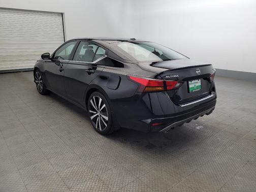 2022 Nissan Altima SR FWD