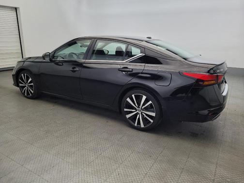 2022 Nissan Altima SR FWD