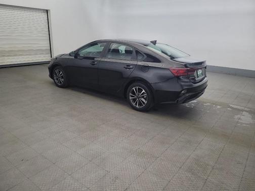 Aurora Black 2024 Kia Forte LXS