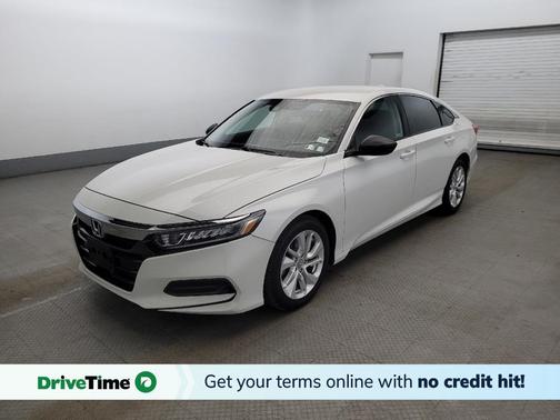 Platinum White Pearl 2019 Honda Accord LX