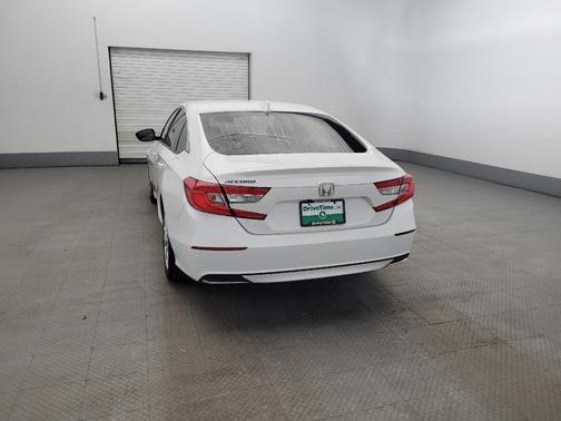 Platinum White Pearl 2019 Honda Accord LX