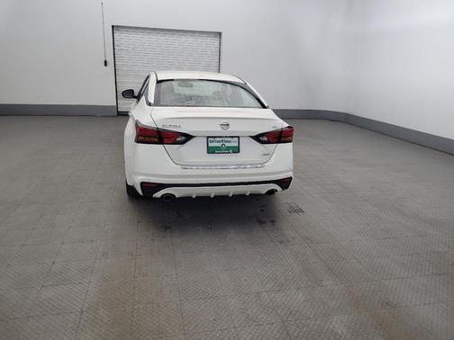Pearl White Tricoat 2019 Nissan Altima 2.5 SL