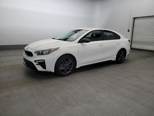 Clear White 2021 Kia Forte GT-Line