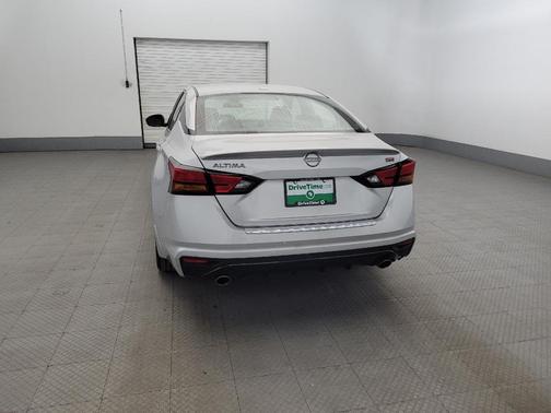 2023 Nissan Altima SR FWD