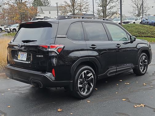 2025 Subaru Forester Limited Hybrid