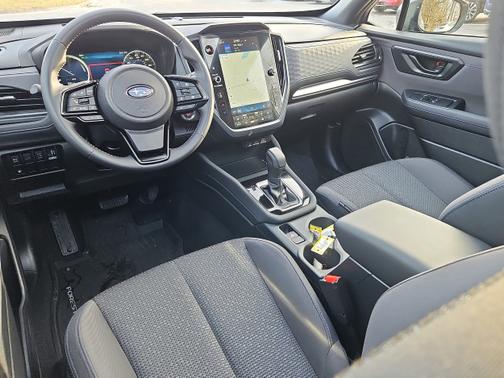 2025 Subaru Forester Premium Hybrid