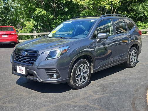 Magnetite Gray Metallic 2023 Subaru Forester Premium