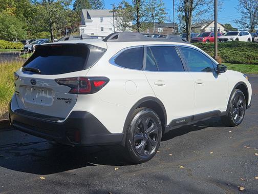 2022 Subaru Outback Onyx Edition XT