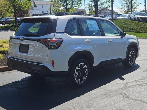 Crystal White Pearl 2025 Subaru Forester