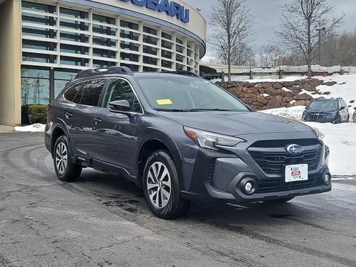 2023 Subaru Outback Premium
