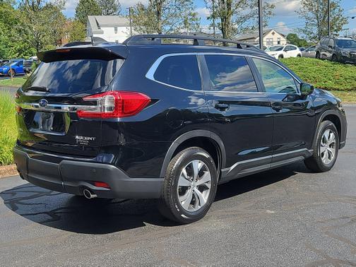 2024 Subaru Ascent Premium