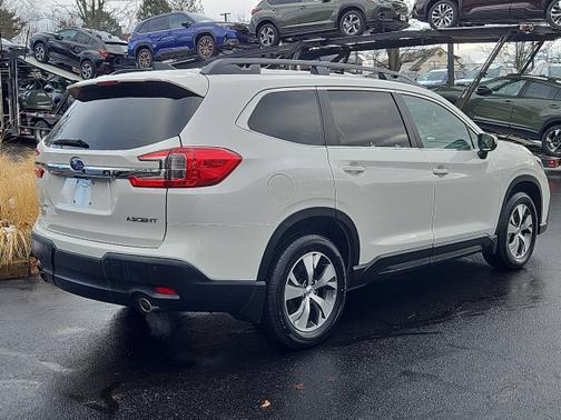 2023 Subaru Ascent Premium
