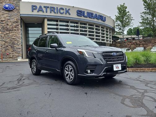 2022 Subaru Forester Premium