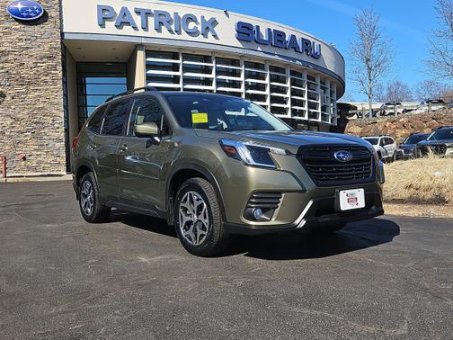 2023 Subaru Forester Premium