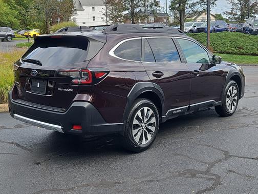 Dark Mahogany Pearl 2024 Subaru Outback Limited