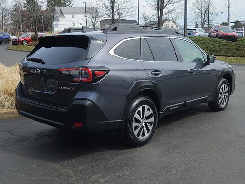 Magnetite Gray Metallic 2025 Subaru Outback Premium