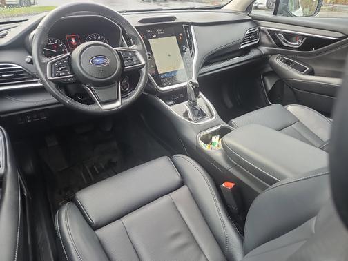 Crystal White Pearl 2023 Subaru Outback Limited XT