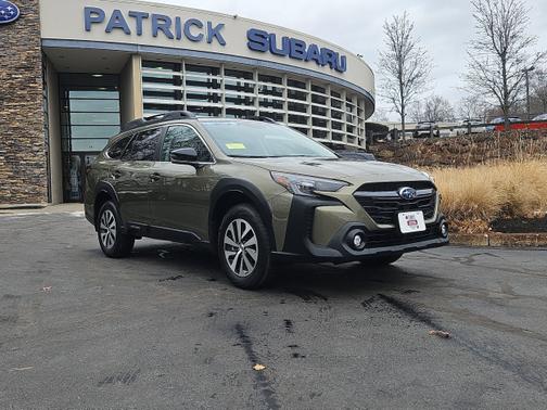 2025 Subaru Outback Premium