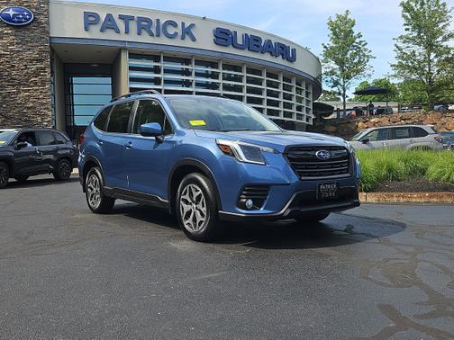 2022 Subaru Forester Premium