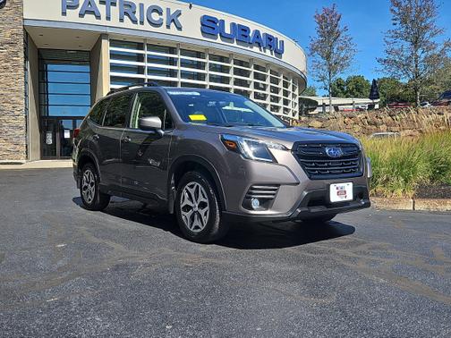 2022 Subaru Forester Premium