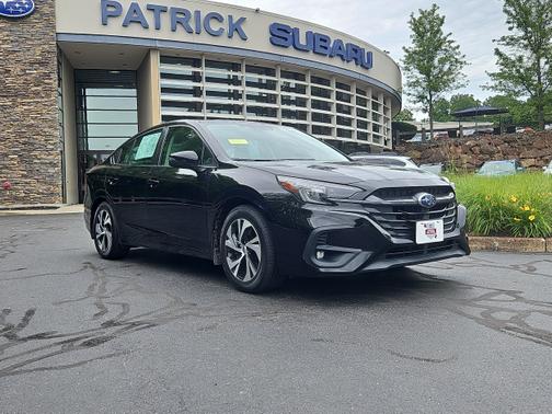 Crystal Black Silica 2024 Subaru Legacy Premium