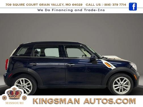 Blue 2015 MINI Countryman Cooper