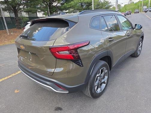 Harvest Gold / Bronze 2024 Chevrolet Trax LT