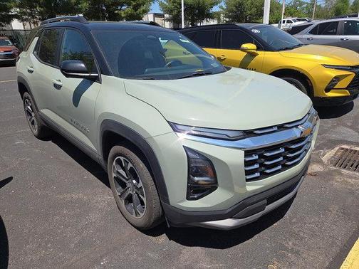 Green 2025 Chevrolet Equinox LT